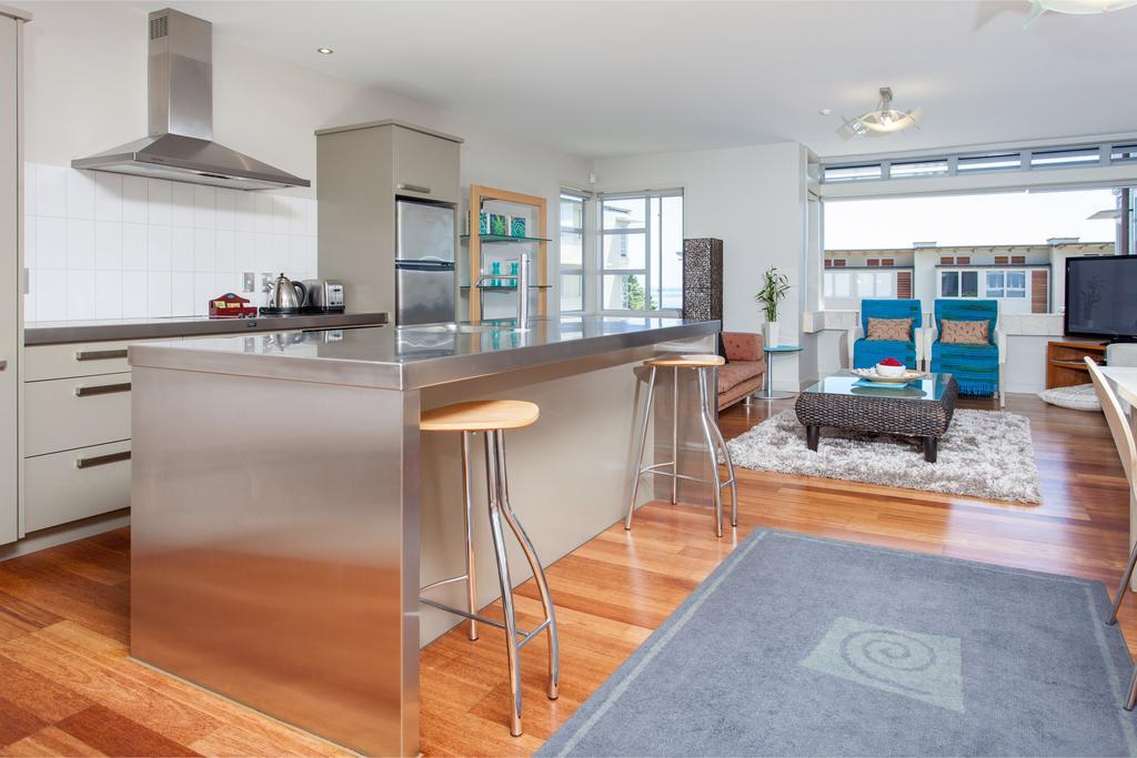 The Sands Waiheke Aparthotel Onetangi Exterior photo
